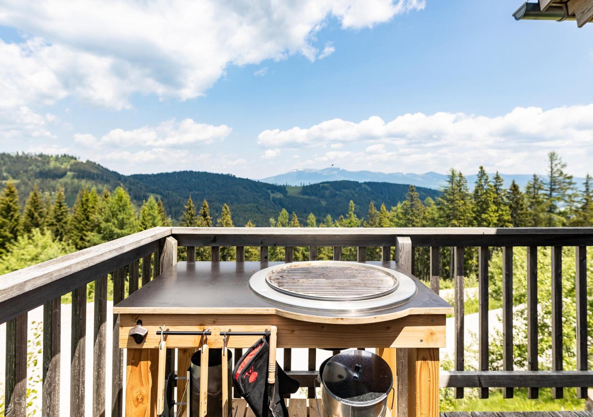 Holiday home 1a Rast - Wandern, Grillen, Traumblick, Indoor Sauna *